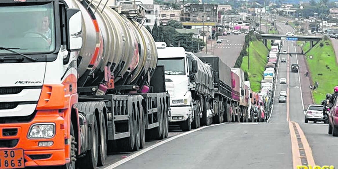 Reflexos da greve dos caminhoneiros na economia