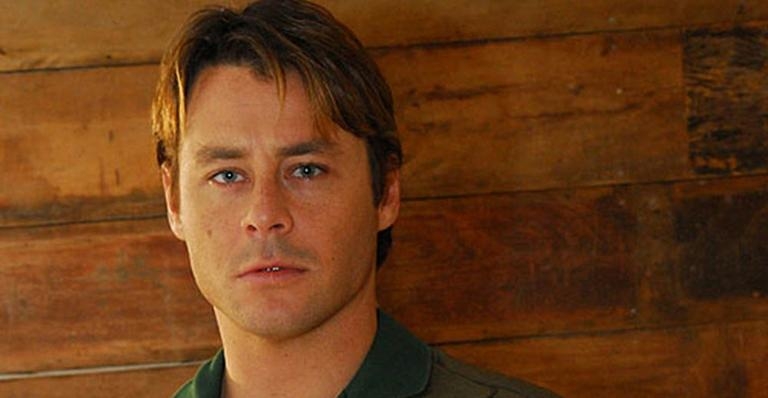 Theo Becker emagrece para tentar ganhar papel de Jesus na TV
