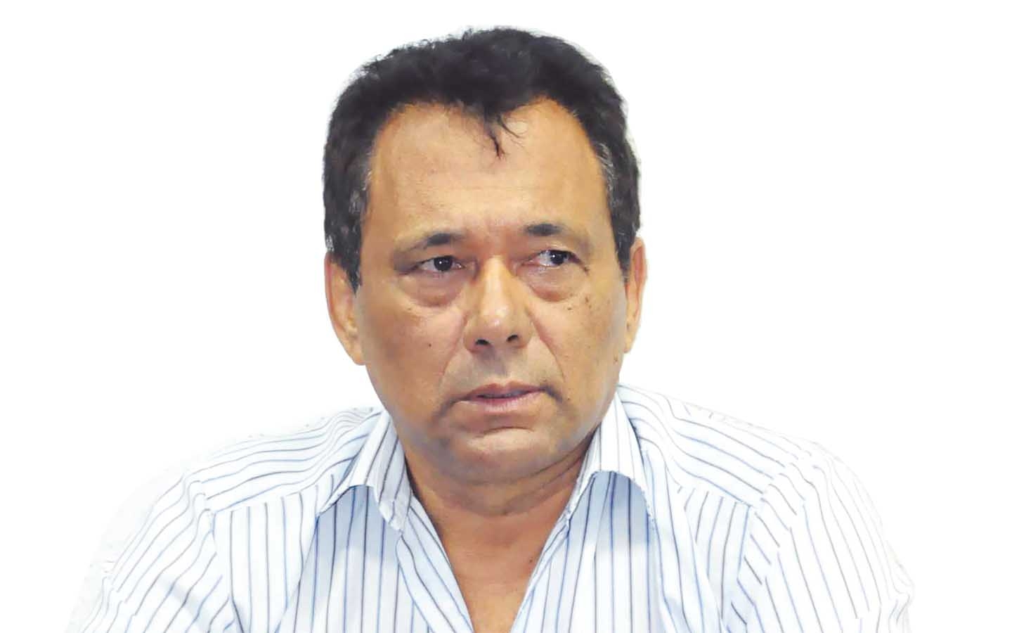 PT ameaça romper aliança com PMDB