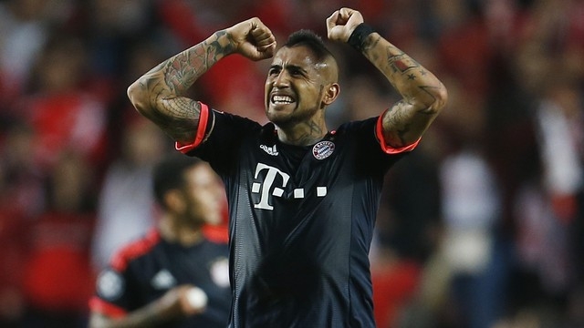 Bayern passa susto, mas elimina Benfica