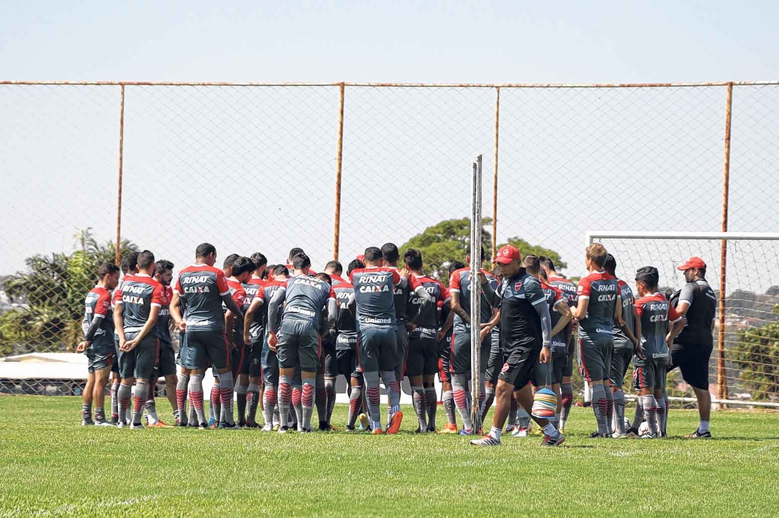 Vila enfrenta Brasil de Pelotas na 27° rodada do Campeonato Brasileiro