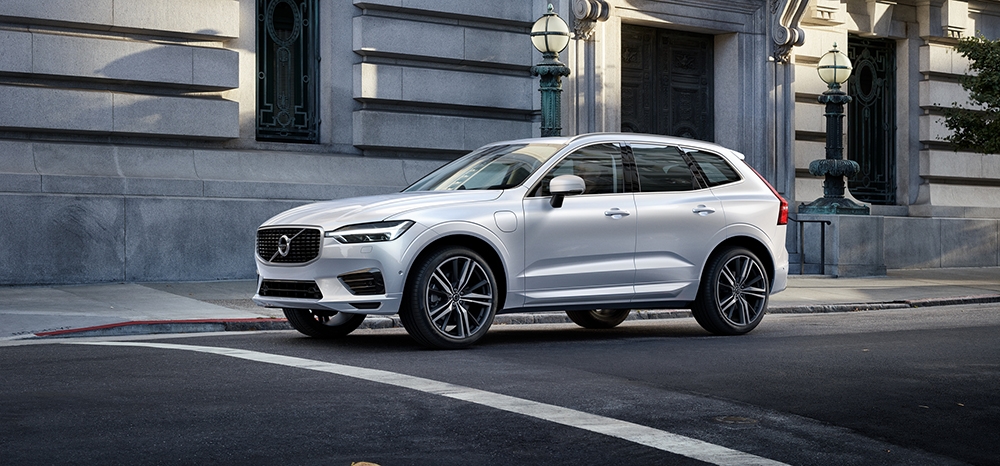 Volvo abre a pré-venda da versão híbrida do SUV XC60 T8