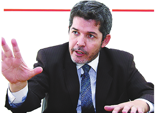 Delegado Waldir dá adeus ao PSDB