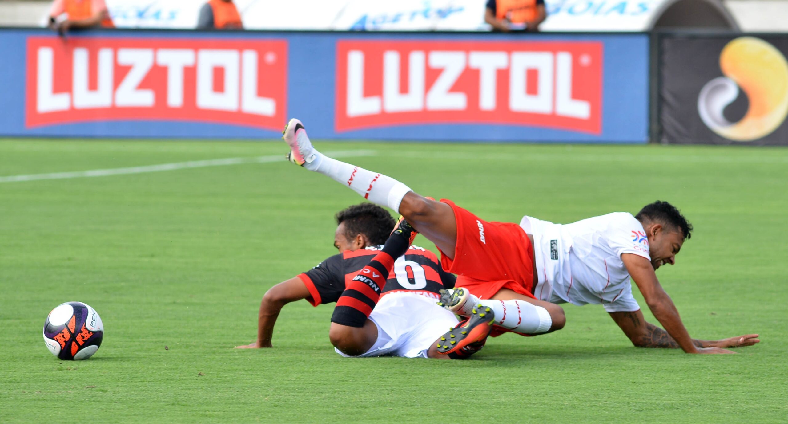 Walyson destaca mudança de posição durante o jogo