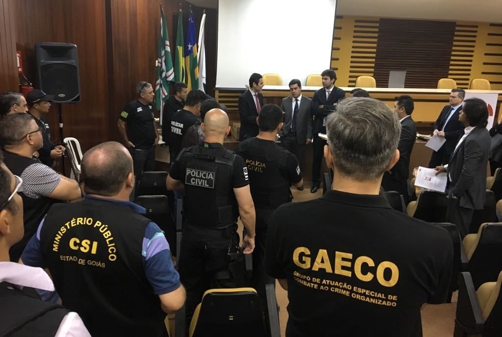 MP deflagra operação contra esquema de propina a agentes prisionais