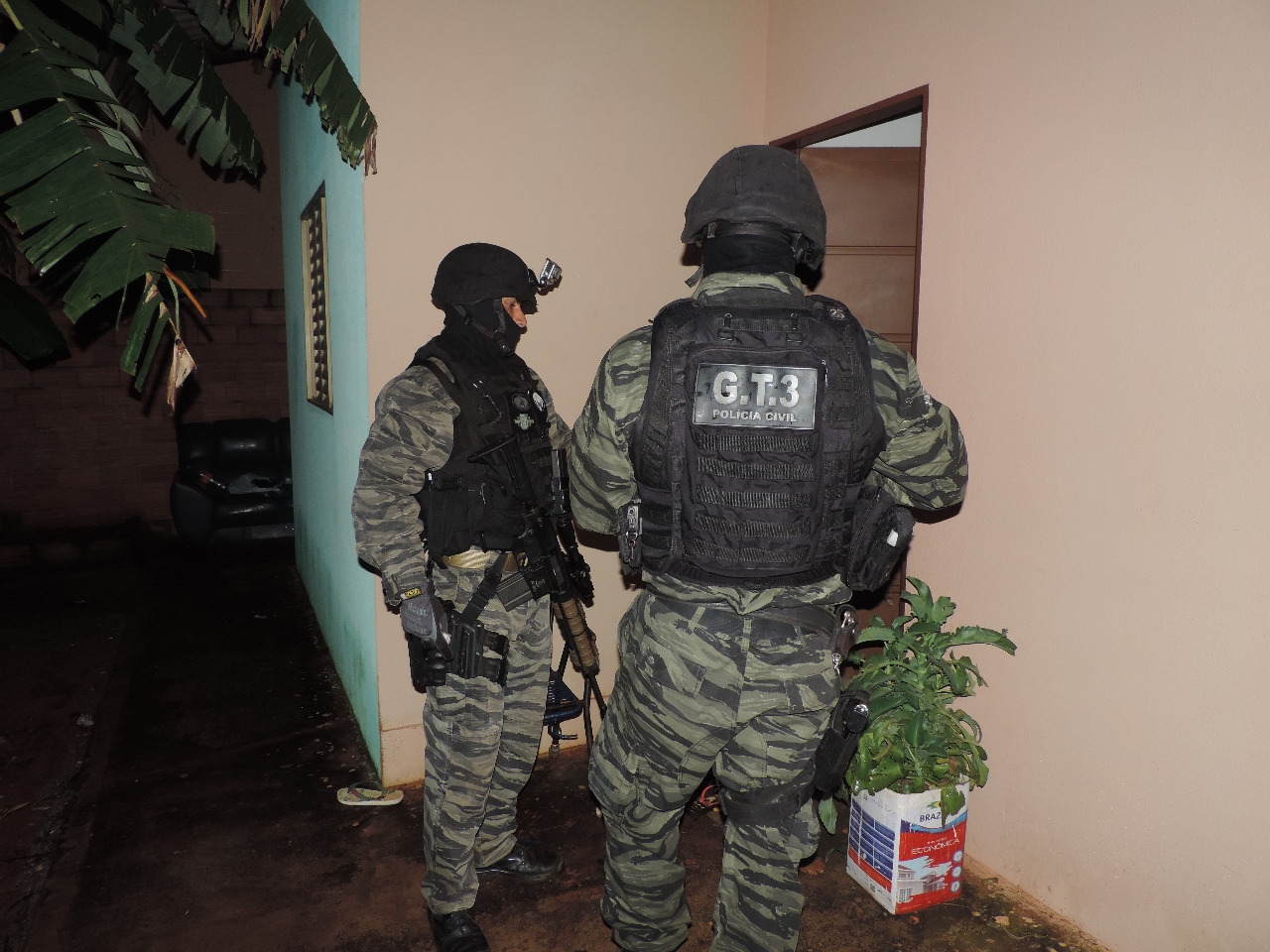 Operação da Policia Civil cumpre mandados contra quadrilha que agia a mando de ex-detento em 4 cidades goianas