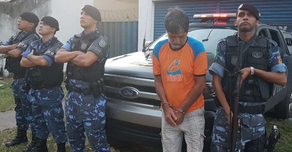 Vídeo mostra idoso tentando subornar agentes da Romu, em Goiânia