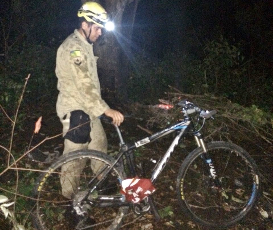 Ciclista que se perdeu em região de mata de Pirenópolis é resgatado