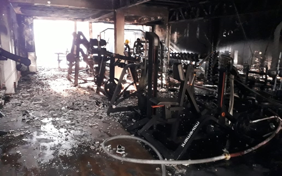 Incêndio atinge academia em Goiânia