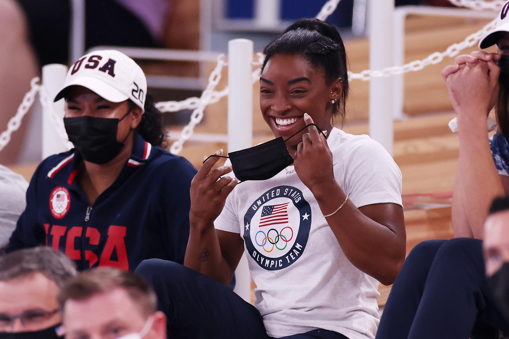 Apos desistir de 5 provas, Simone Biles vai disputar final da trave da ginástica