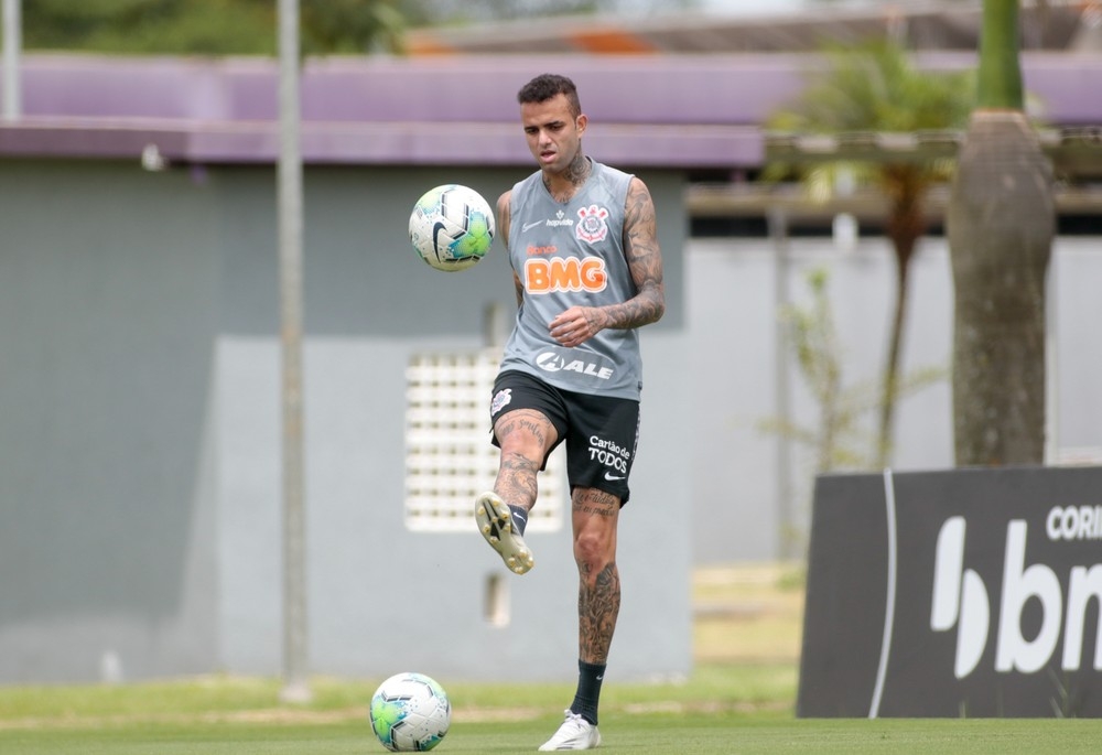 Surto de Covid afeta Corinthians e dez jogadores testam positivo