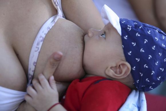 Amamentação pode reduzir substancialmente risco de câncer uterino