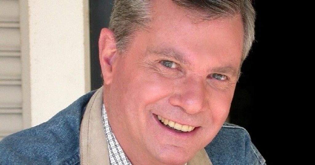 Dwayne Hickman, ator de 'Dobie Gillis', morre aos 87 anos nos EUA