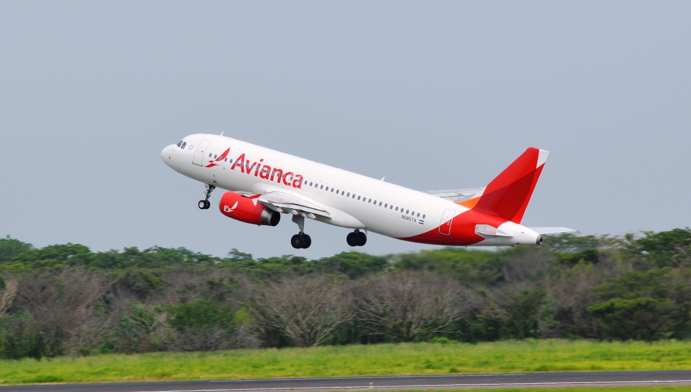 Avião decola e esquece 16 passageiros no Aeroporto de Brasília