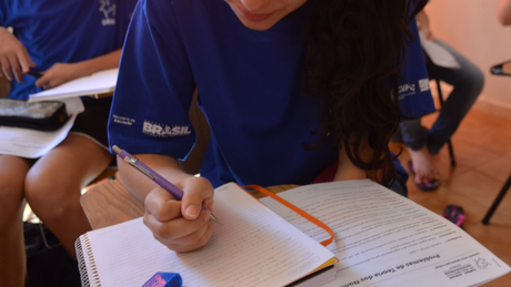 OCDE faz pesquisa global das práticas de educação nos países