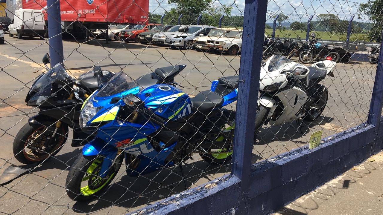 Trio é o preso após fazer racha de moto na BR-153