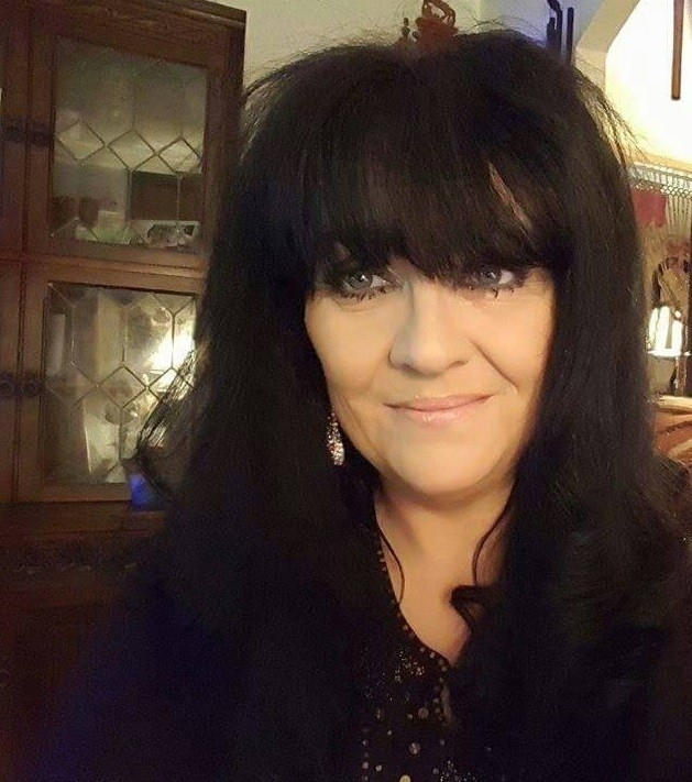 Mulher que se diz médium envia a mesma carta de morto para clientes diferentes