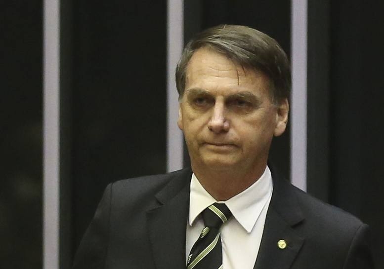 Bolsonaro veta projeto que exigia psicologia e assistência social em escolas públicas