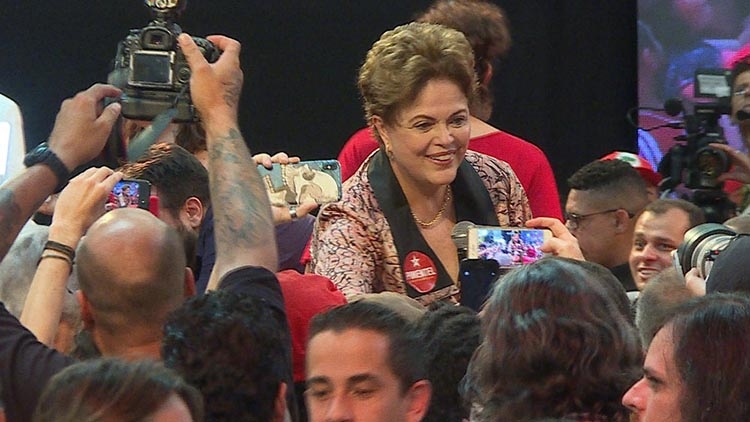 Dilma Rousseff é lançada como candidata ao Senado