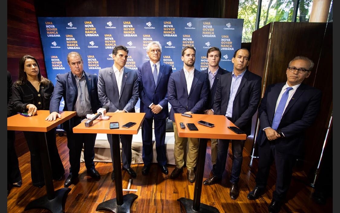Ronaldo Caiado prega "governabilidade com a população” em encontro
