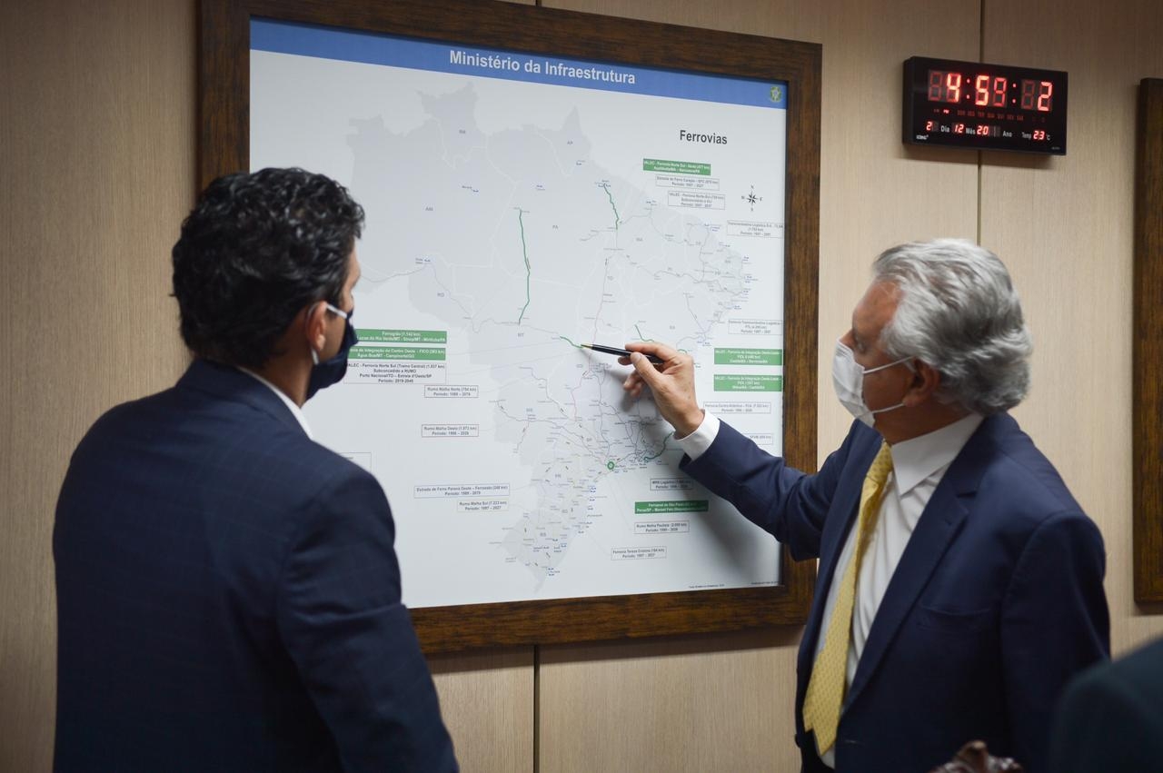 Ministro substituto e governador Caiado discutem projetos ferroviários para Goiás