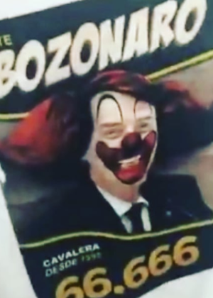Marca lança camiseta com Bolsonaro “palhaço” e internautas polemizam