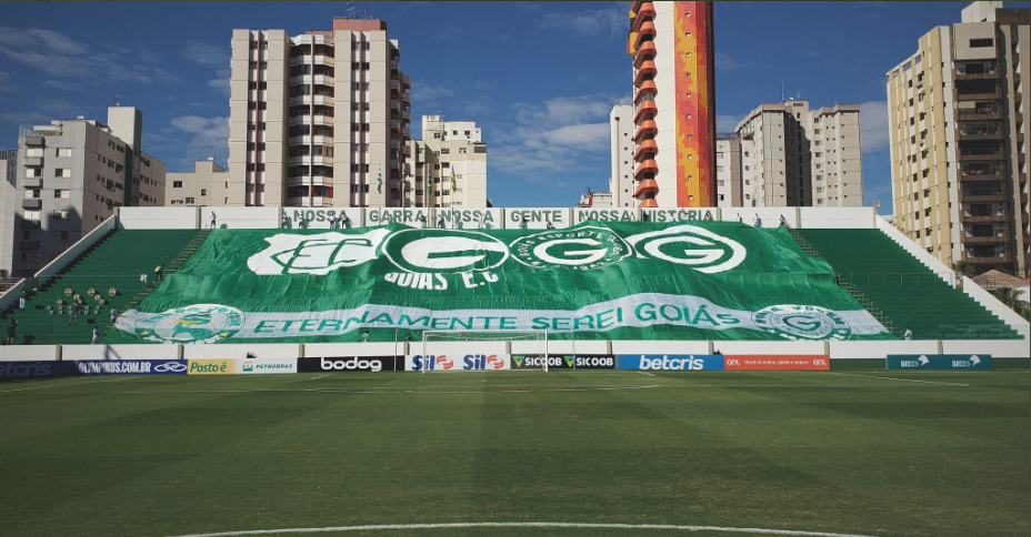 Mais da metade do time titular do Goiás testa positivo para Covid-19 antes da estreia no Brasileirão