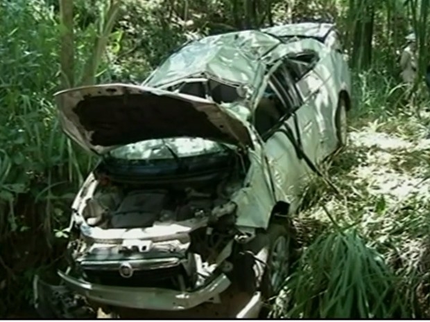 Acidente na BR-153 deixa Pai e filha mortos e mais três feridos