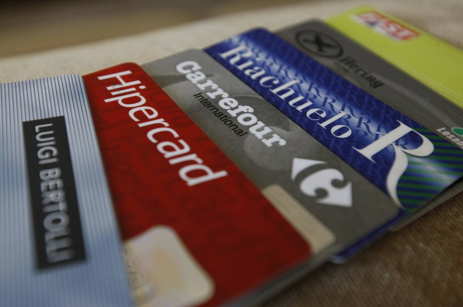 Cartão de loja é o tipo de crédito que mais leva à inadimplência