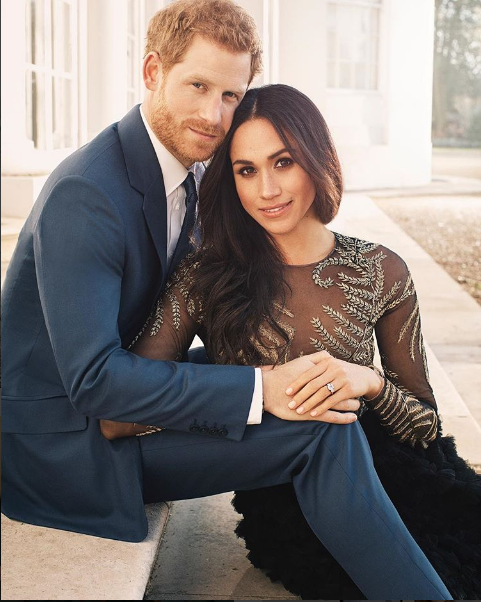 Fotos oficiais do noivado do Príncipe Harry com Meghan Markle são divulgadas