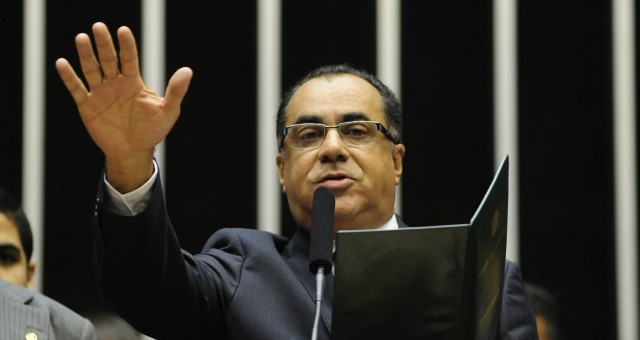 Ministra do STJ mantém proibição de trabalhar a deputado federal preso