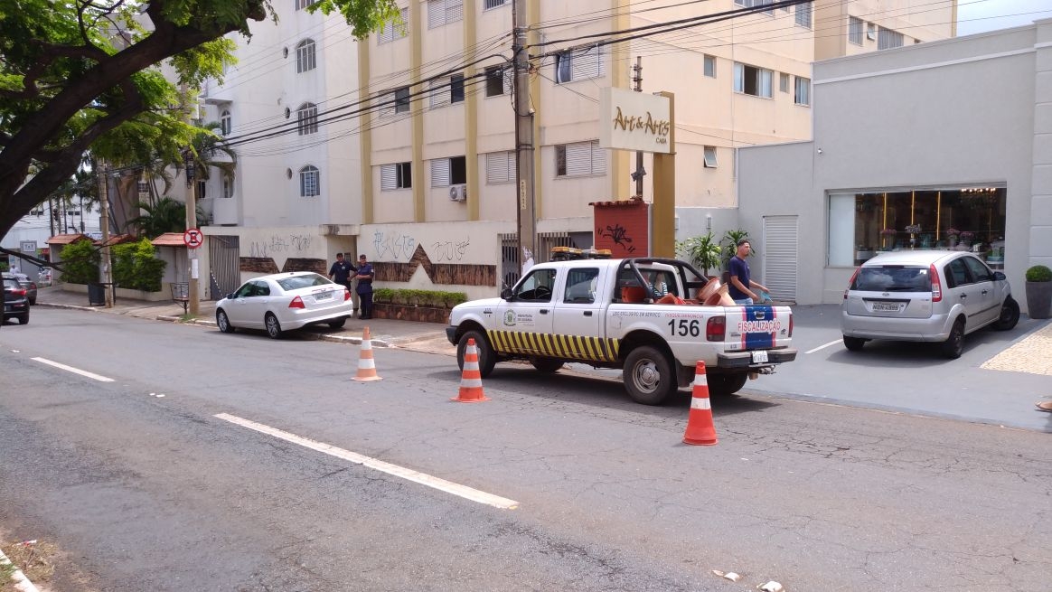 Prefeitura apreende carro que realizava transporte escolar clandestino