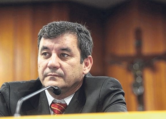 Sabrina Garcêz pede renúncia de Iris