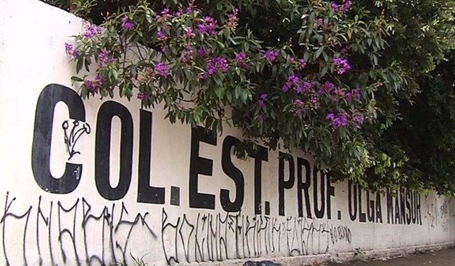 Mulheres são presas após desviar merenda escolar, em Goiânia