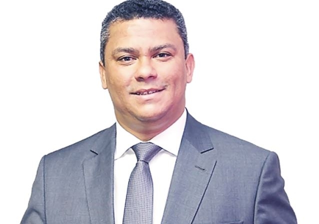 Comurg corta R$ 8 mi em despesas, demite 500 e faz auditoria na folha