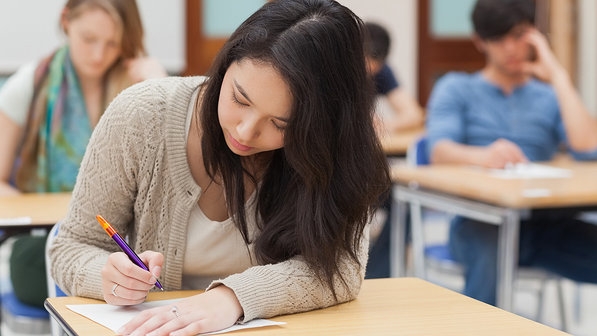 IBGE e INSS abrem inscrições para concursos hoje