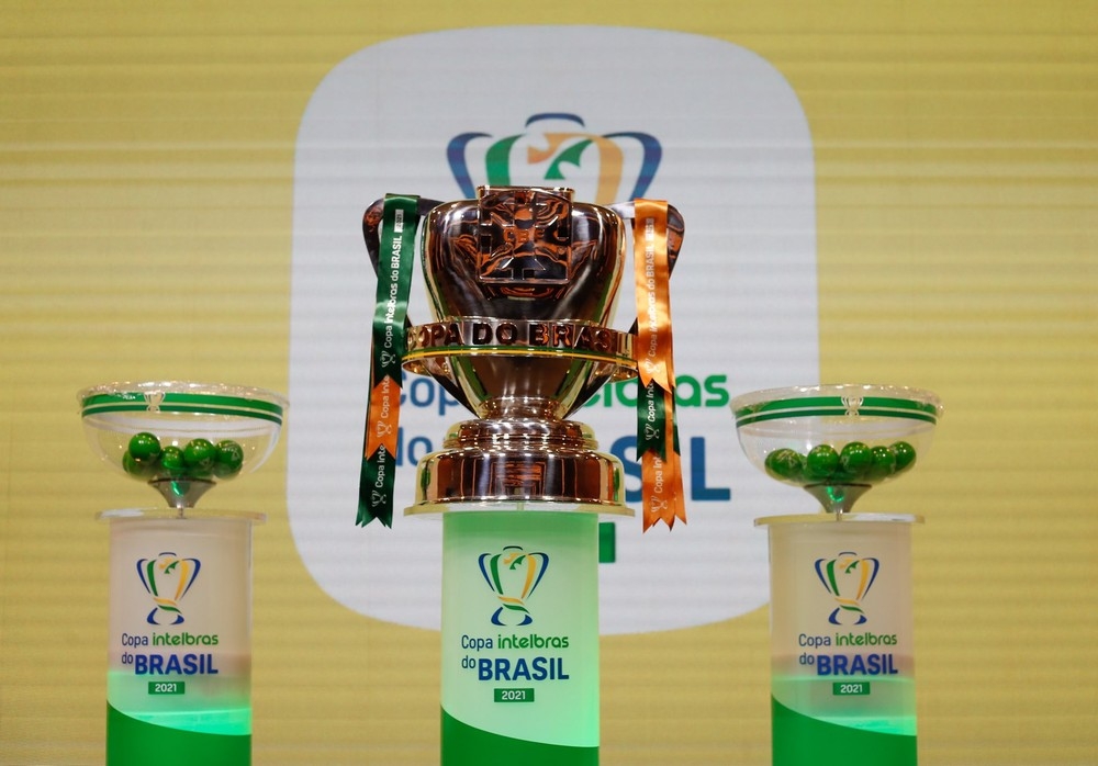 Sorteio define duelo entre Atlético-GO e Athletico-PR nas quartas da Copa do Brasil