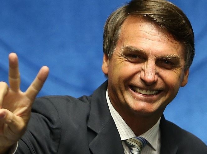 Bolsonaro vai conversar com Temer sobre reforma da Previdência