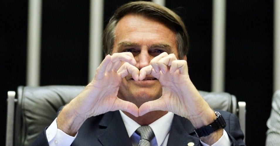 Bolsonaro afirma que FHC teve ‘cérebro deslocado para o intestino grosso’