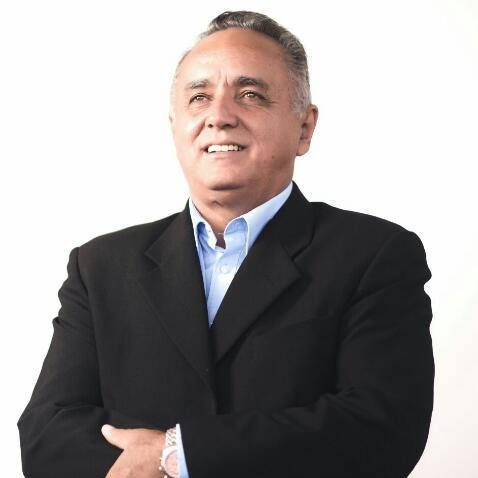 Divino Lemes revoga decreto que exonerara comissionados