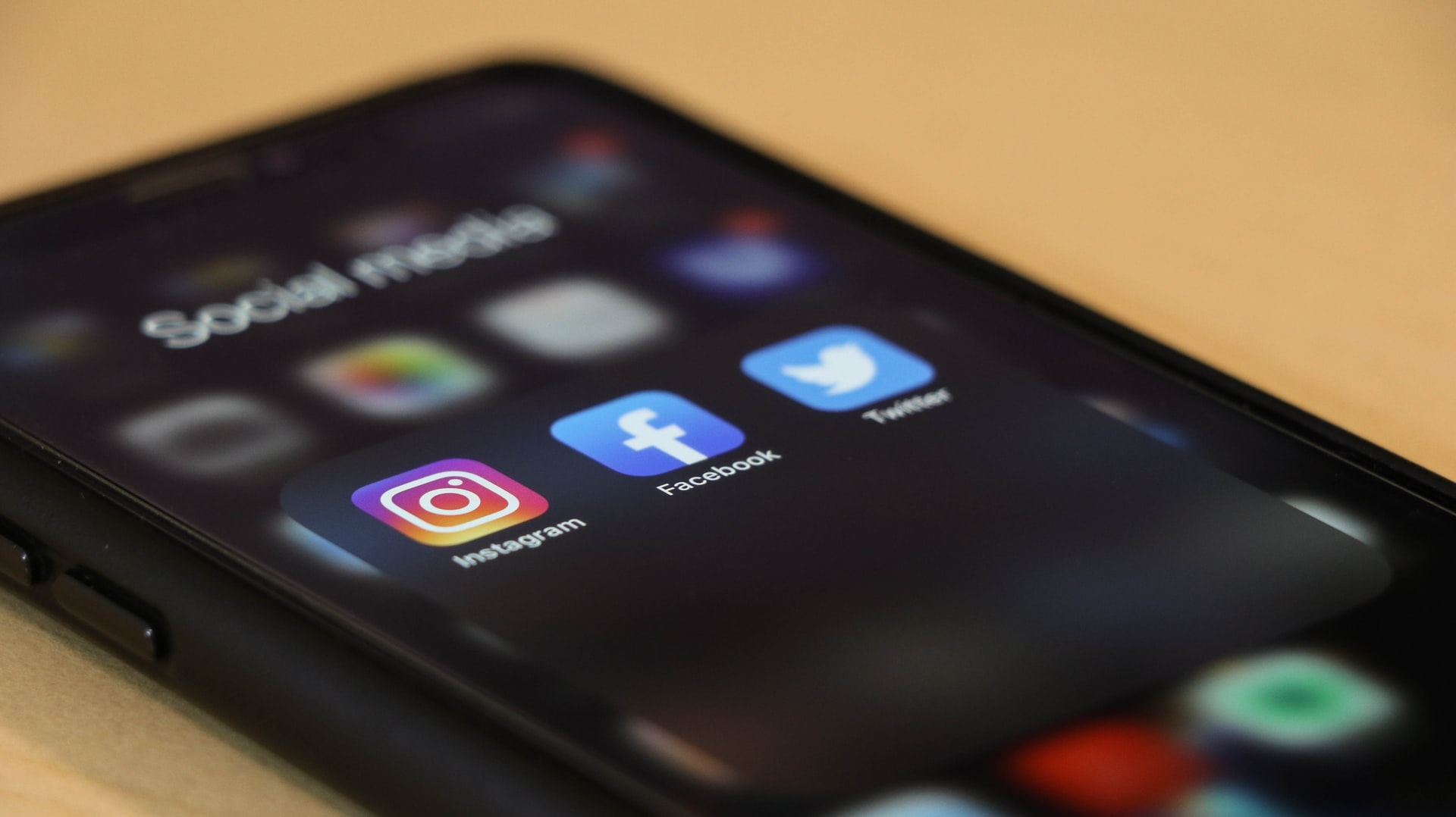 Redes sociais: estabelendo limites para uma vida saudável