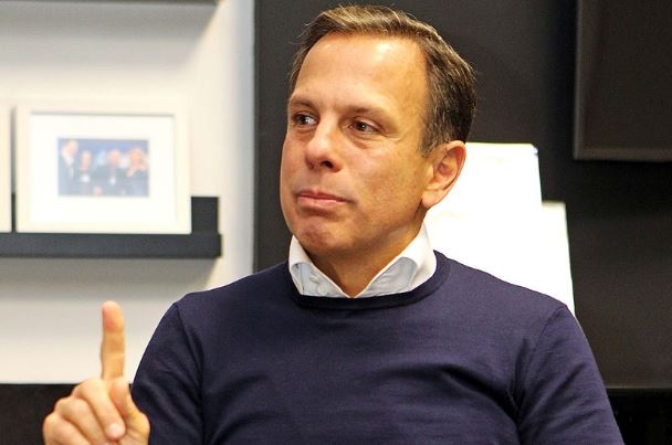 A queda de Doria. Ou: quem nunca comeu melado…