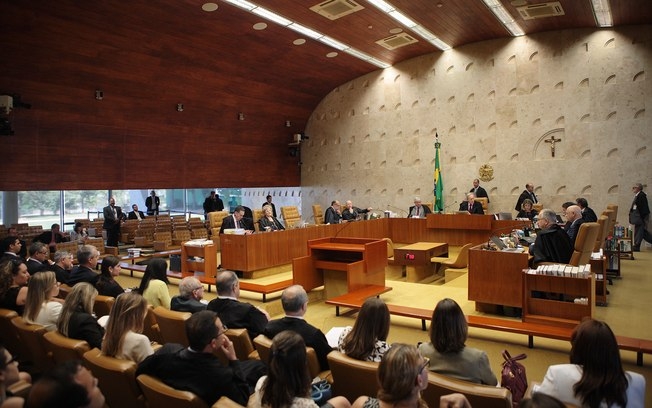 STF considera legítimo corte de salários de servidores em greve