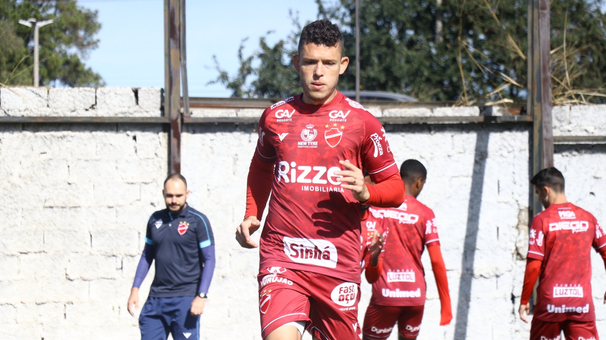 Vila Nova busca engrenar e vencer a segunda seguida na Série B