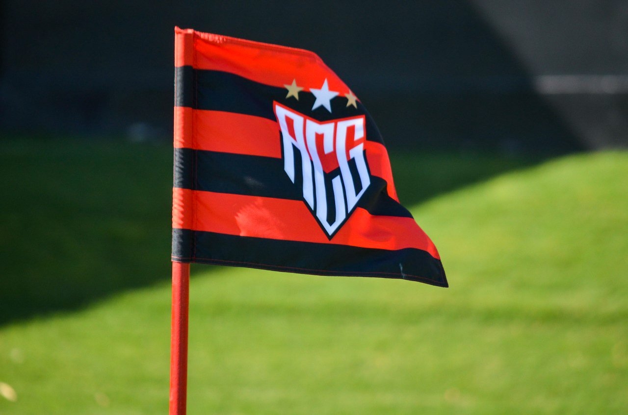 Atlético Goianiense tenta voltar a vencer diante do Goiás