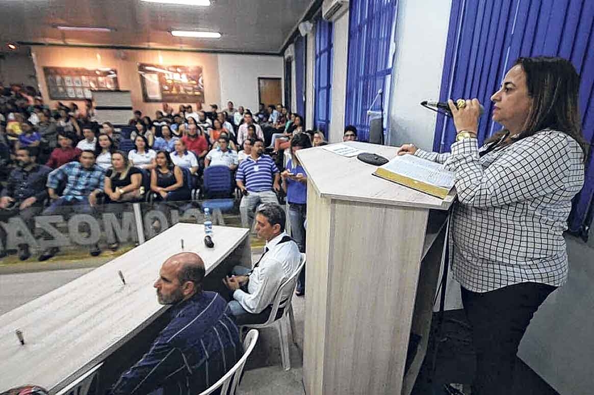 “Maior programa de obras do Brasil”, diz Eliane Pinheiro
