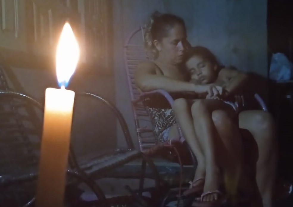 Problema em subestação deixa maior região de Macapá sem luz no domingo