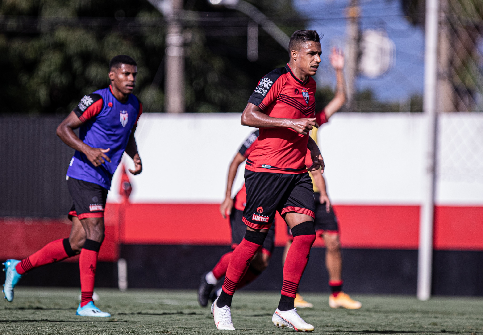 Atlético-GO começa caminhada em busca do tri fora de casa