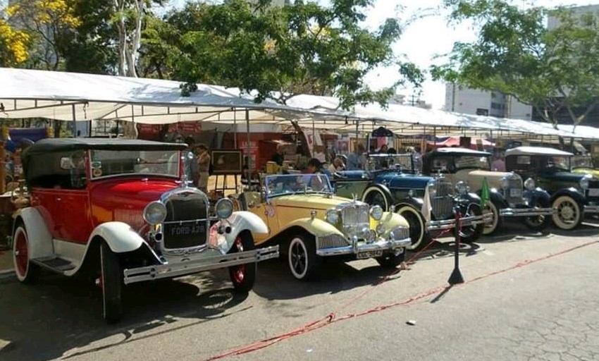 Praça Tamandaré é palco de feira com atrações culturais no Dia dos Namorados