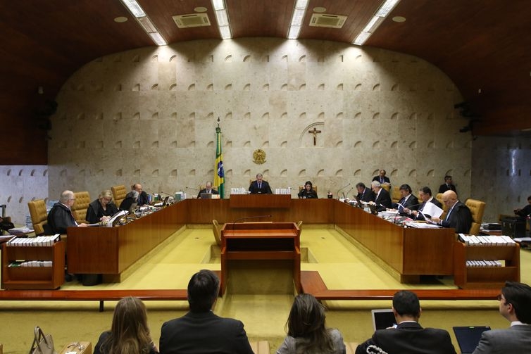 Maioria do STF vota para suspender MP que extinguiu DPVAT